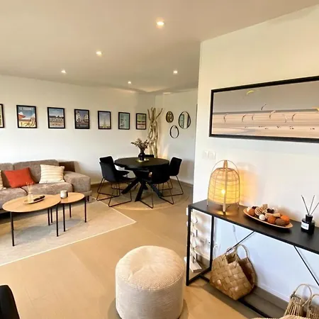 Superb Duplex With View For 6 People